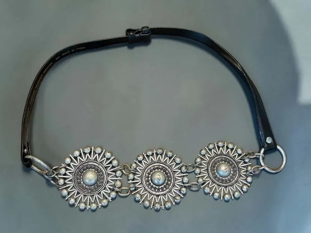 Chico's Black Leather and Silver Tone Floral Medallion Concho Belt Size Small